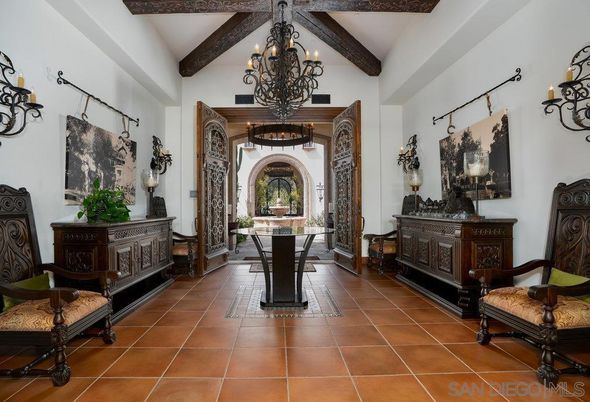 Chandelier, Interior, Pendant Lights, Wooden Beams