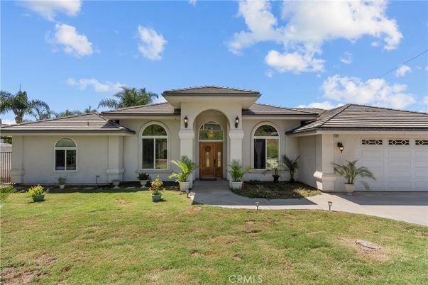 Attached, Backyard, Exterior, Facade, Mediterranean