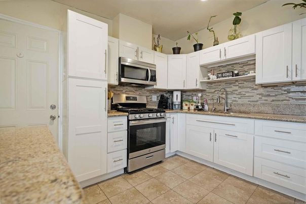 Interior, Kitchen, Stainless Steel Appliances