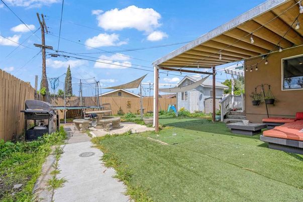 Backyard, Exterior, Playground