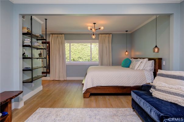 Bedroom, Interior, Pendant Lights, Wood Texture Flooring