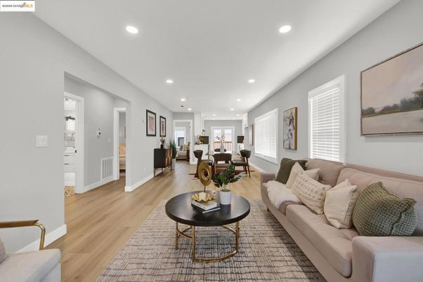 Dining room, Interior, Living room, Recessed Lighting, Wood Texture Flooring