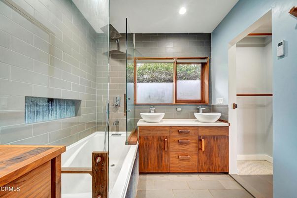 Bathroom, Dual Sink Vanities, Glass Shower, Interior, Recessed Lighting