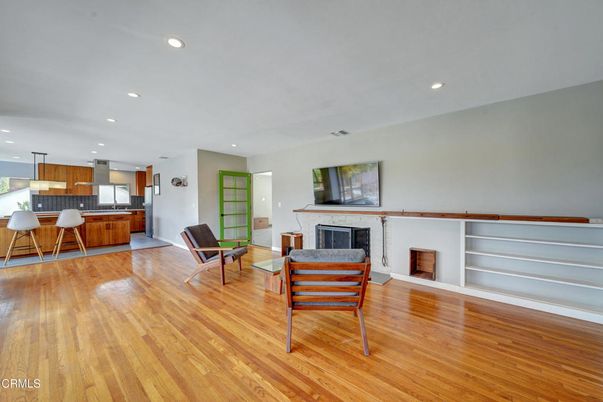 Fireplace, Interior, Kitchen, Recessed Lighting, Wood Texture Flooring