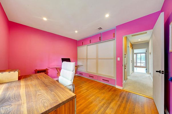 Home Office, Interior, Recessed Lighting, Wood Texture Flooring