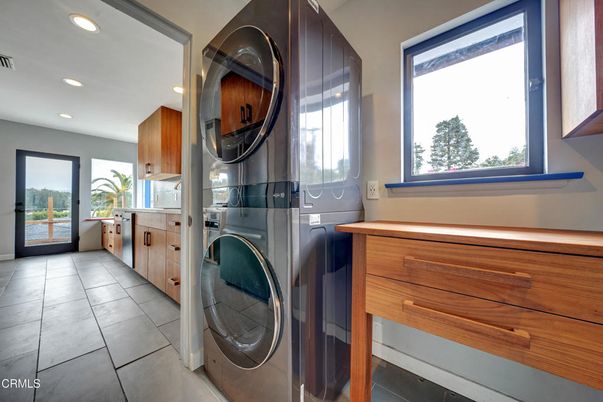 Interior, Recessed Lighting, Washer