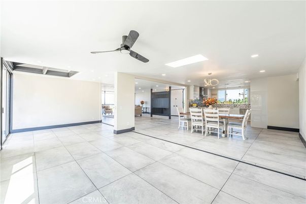 Dining room, Interior, Recessed Lighting
