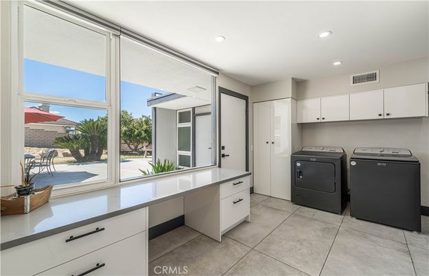 Interior, Recessed Lighting, Washer