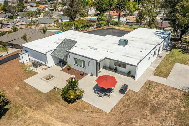 Exterior, Drone