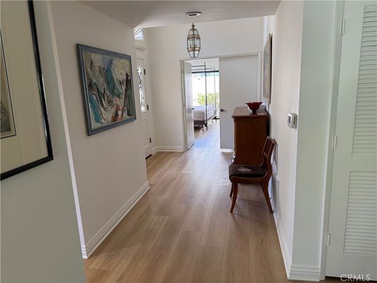 Interior, Pendant Lights, Wood Texture Flooring