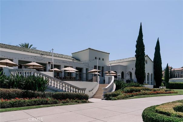 Exterior, Facade, Mediterranean