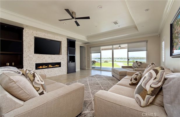 Fireplace, Interior, Living room, Recessed Lighting, Water