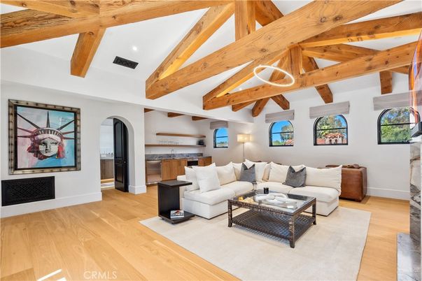 Interior, Living room, Pendant Lights, Wooden Beams, Wood Texture Flooring