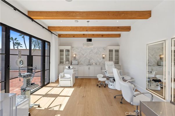 Interior, Pendant Lights, Recessed Lighting, Wooden Beams, Wood Texture Flooring