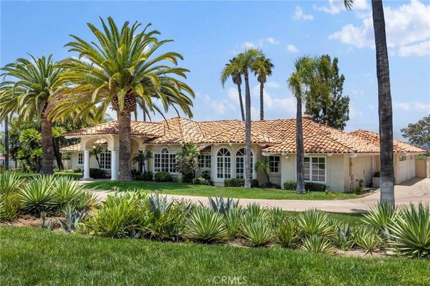 Backyard, Exterior, Facade, Spanish Mediterranean