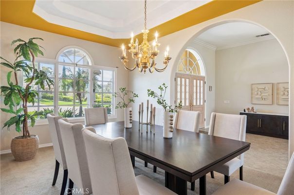 Chandelier, Dining room, Interior