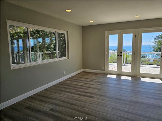 Empty room, Interior, Recessed Lighting, Water, Wood Texture Flooring