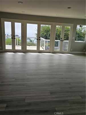 Empty room, Interior, Recessed Lighting, Water, Wood Texture Flooring
