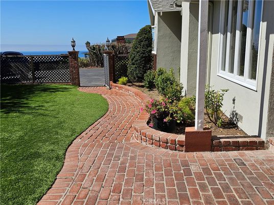 Backyard, Exterior, Water