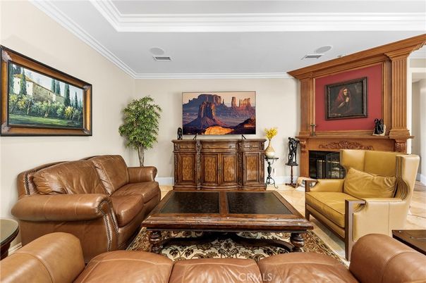 Fireplace, Interior, Living room