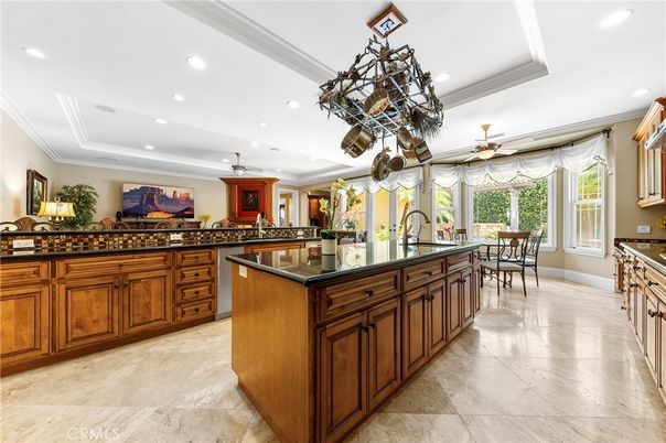 Chandelier, Dining room, Interior, Kitchen, Recessed Lighting
