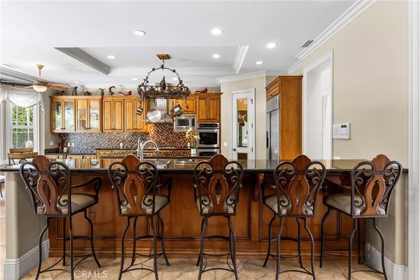 Chandelier, Interior, Kitchen, Recessed Lighting, Stainless Steel Appliances