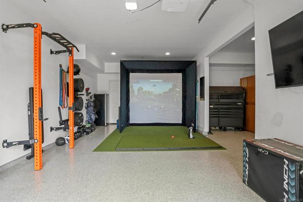Fitness Equipment, Interior, Recessed Lighting