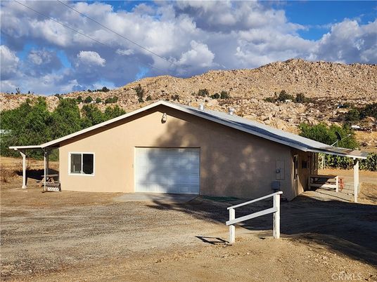 Detached Garage, Exterior