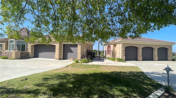 Detached Garage, Exterior