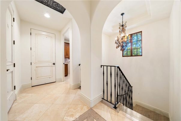 Chandelier, Interior, Recessed Lighting