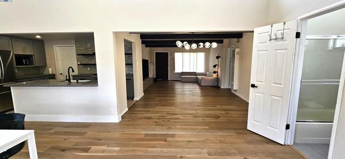 Interior, Kitchen, Pendant Lights, Wood Texture Flooring
