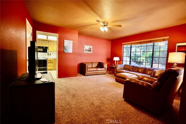 Interior, Kitchen, Living room, Stainless Steel Appliances