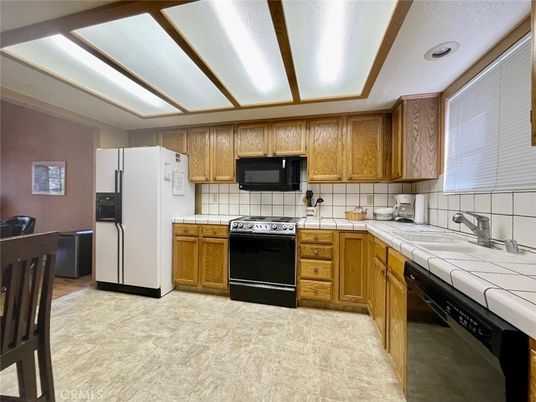 Interior, Kitchen, Tile Countertops