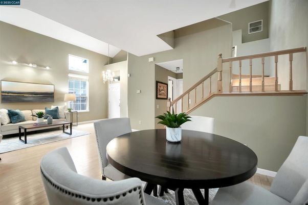 Chandelier, Dining room, Interior, Living room, Pendant Lights, Wood Texture Flooring