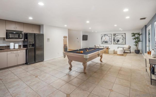 Billiard Table, Game Room, Interior, Recessed Lighting