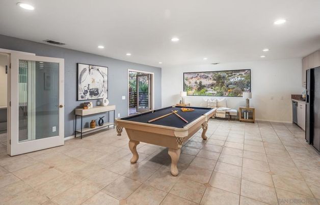 Billiard Table, Game Room, Interior, Recessed Lighting