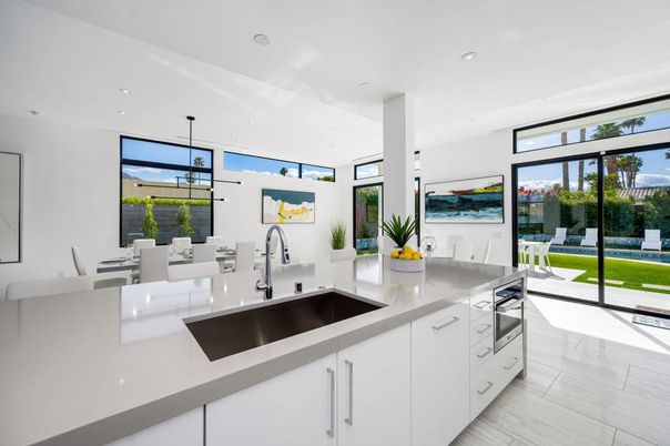 Dining room, Interior, Kitchen, Pendant Lights, Recessed Lighting, Stainless Steel Appliances