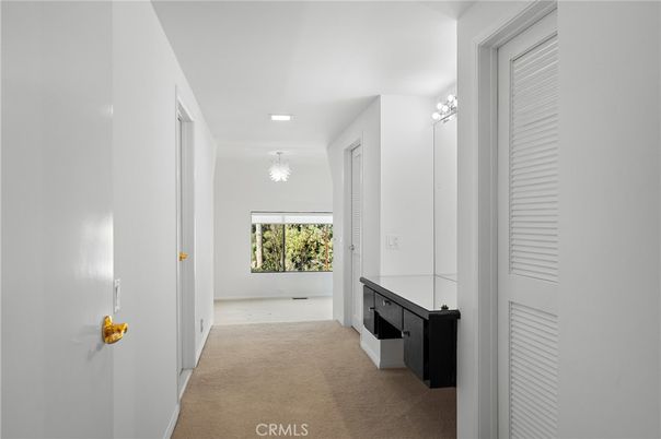 Chandelier, Interior, Recessed Lighting