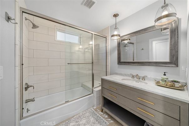 Bathroom, Glass Shower, Interior, Pendant Lights