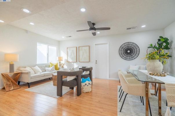 Dining room, Interior, Living room, Recessed Lighting, Wood Texture Flooring