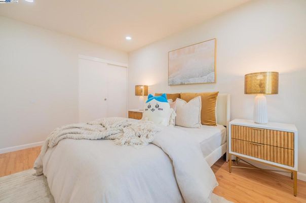 Bedroom, Interior, Recessed Lighting, Wood Texture Flooring