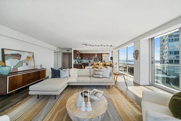 Dining room, Interior, Kitchen, Living room, Pendant Lights, Wood Texture Flooring
