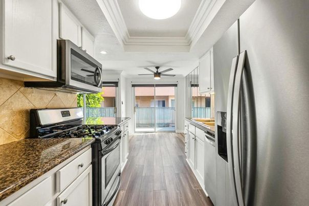 Interior, Kitchen, Recessed Lighting, Wood Texture Flooring