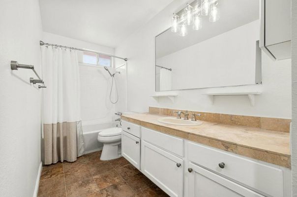Bathroom, Interior, Tile Countertops