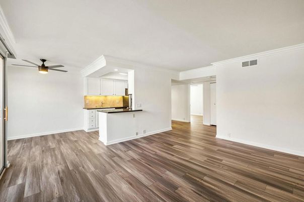 Empty room, Interior, Kitchen, Recessed Lighting, Wood Texture Flooring