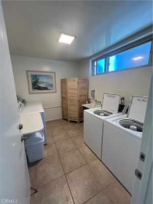 Interior, Washer