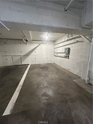 Garage, Interior