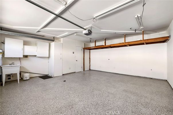 Garage, Interior
