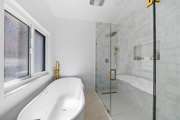 Bathroom, Free Standing Baths, Glass Shower, Interior