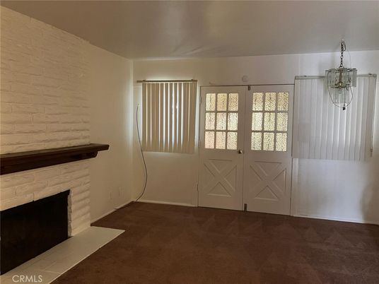 Fireplace, Interior, Pendant Lights
